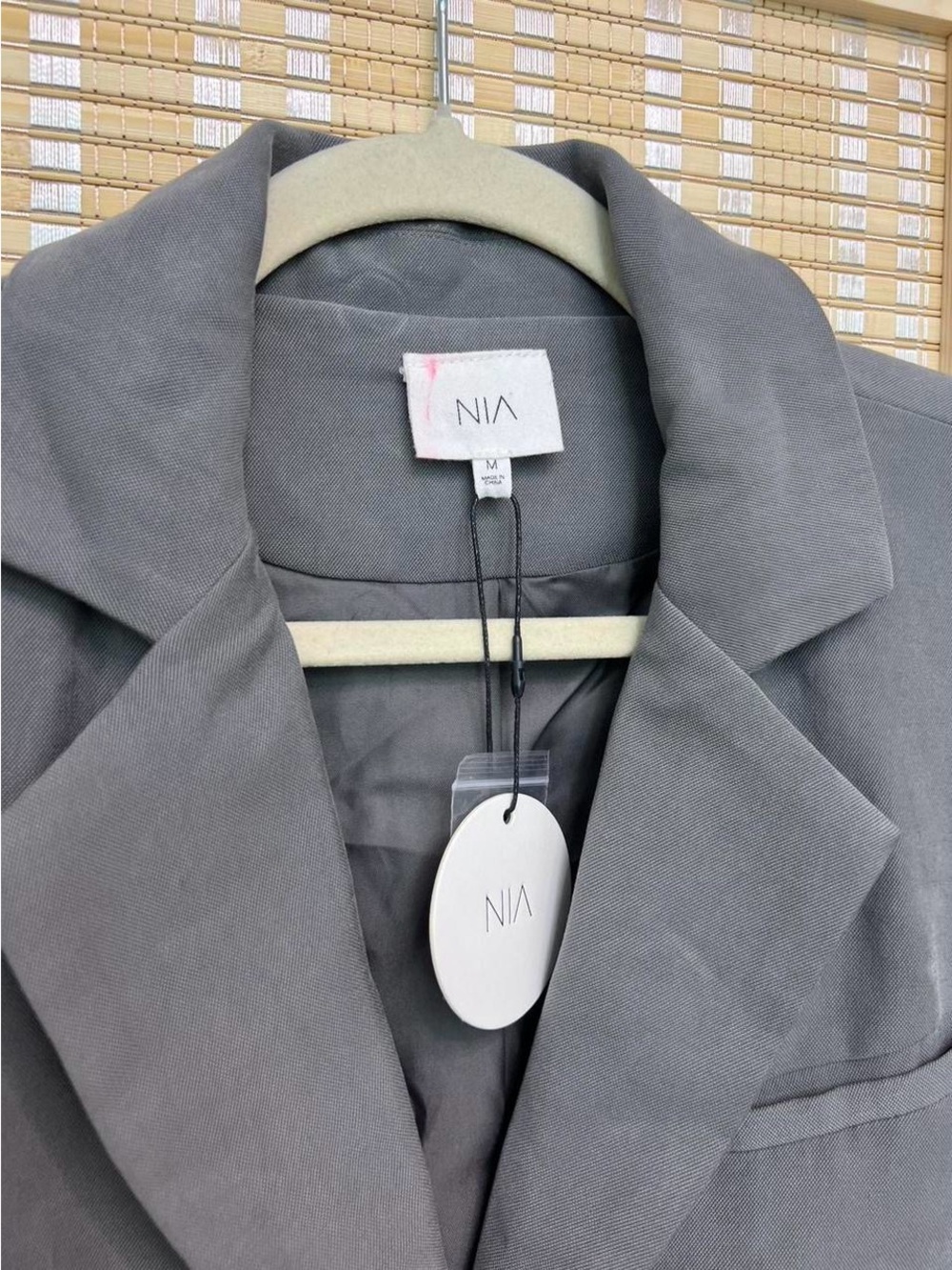 Grey cropped blazer - Picture 3 of 7